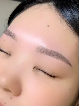 メンズ アイブロウ hu.所属・hu. Lunaの眉毛・アイブロウイメージ