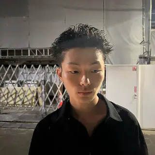 パーマ メンズ fifth 安次富　泰雅のヘアスタイル