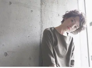 ショート 圧倒的美髪ストレート ツダケイタロウのヘアスタイル