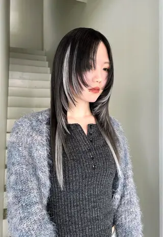 ロング 松原 朱里のヘアスタイル