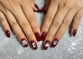 ネイル VIERU 🌈🎀💖のネイルデザイン