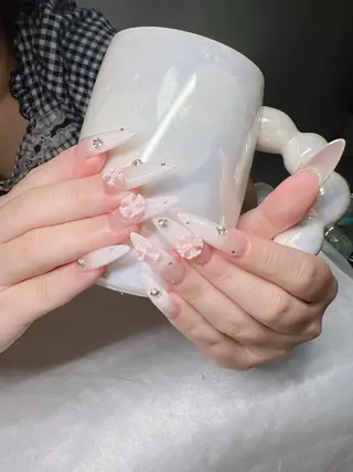 ネイル Lee Nailsのネイルデザイン