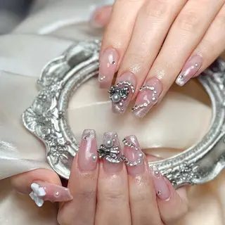 ネイル Maggie Nail🦩のネイルデザイン