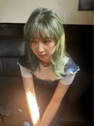 ミディアム カラー レイヤーカット/カラ ー/U24/河野凜のヘアスタイル