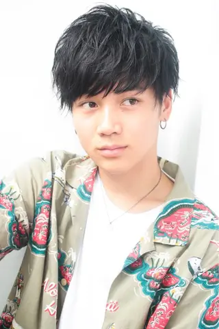 ショート カラー パーマ メンズ 赤み消し🌿 透明感カラー🫧のヘアスタイル