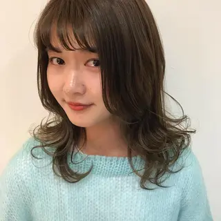 ミディアム カラー 馴染ませNo.1🧃 エクステ・アレンジのヘアスタイル