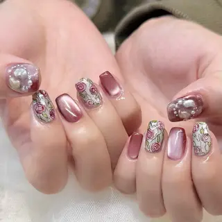 ネイル 新井 ひなののネイルデザイン