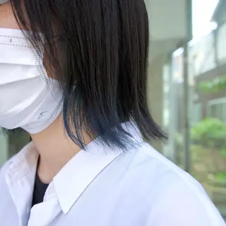 ミディアム カラー fio マナミのヘアスタイル