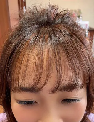 カラー Vyuha ビューハのヘアスタイル