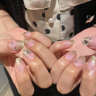 ネイル 椎葉 麻里矢のネイルデザイン