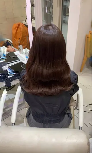 セミロング カラー mako︴ Euphoriaのヘアスタイル