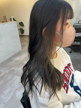 ロング 丸田 美沙希のヘアスタイル