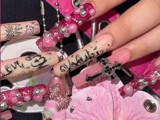 ネイル ONIKA Nail 表参道A4徒歩2分のネイルデザイン