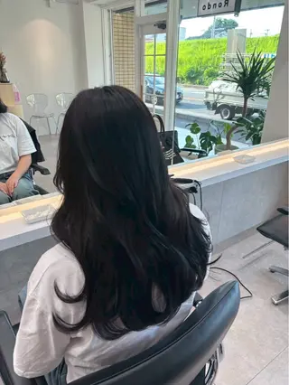 ロング カラー 坂口 誠弥のヘアスタイル