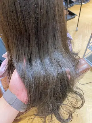 ロング カラー 髪質改善 ヒデのヘアスタイル