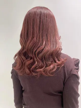 セミロング ❤︎ワンホンガーリー なハイトーンヘア❤︎のヘアスタイル