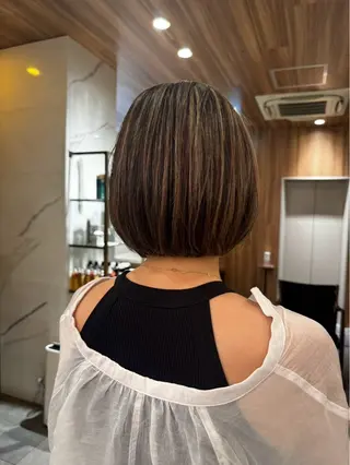 ミディアム 村中 逸紀のヘアスタイル