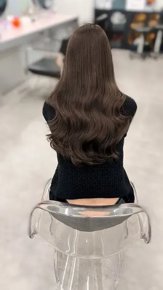 ロング カラー カケヒ セナのヘアスタイル