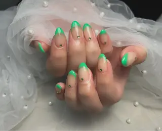 ネイル Nherb所属・佐藤 友里絵のネイルデザイン