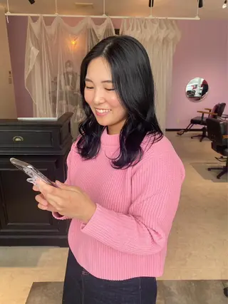 カラー MATTY azusaのヘアスタイル