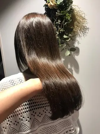 ロング 勝沼 佑季のヘアスタイル