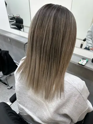 ミディアム カラー ヘアアレンジ 久米 治仁のヘアスタイル