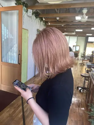 ミディアム カラー パーマ re naのヘアスタイル