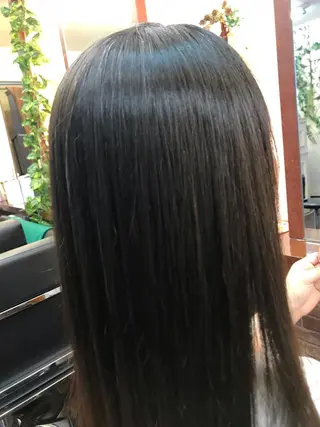 セミロング パーマ 桧山 真のヘアスタイル