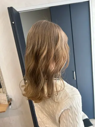 セミロング soen by HEADLIGHT 橘通所属・AOI soenのヘアスタイル