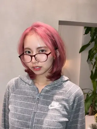 ミディアム octo所属・梅澤 杏菜のヘアスタイル