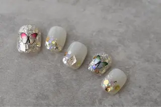 ショート カラー ヘアアレンジ ネイル Aayley(アイリー)Salon所属・Aayley アイリ―サロンのネイルデザイン