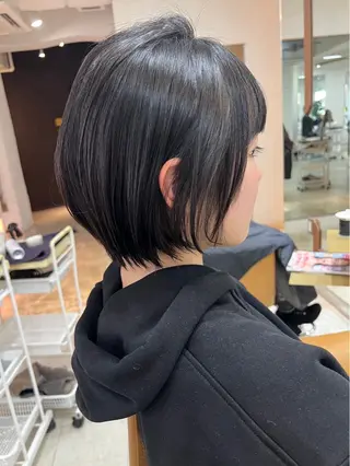 ショート 中元 美月のヘアスタイル