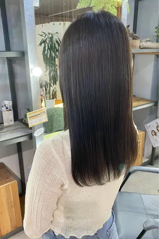 ロング 菊地 紗矢のヘアスタイル