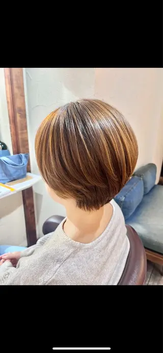 ショート 貝沼 直のヘアスタイル