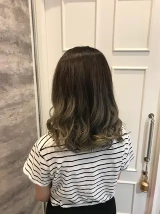 ミディアム カラー 🫟Blanco🫟 Color&Careのヘアスタイル