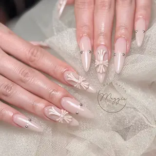 ネイル Maggie Nail🦩のネイルデザイン