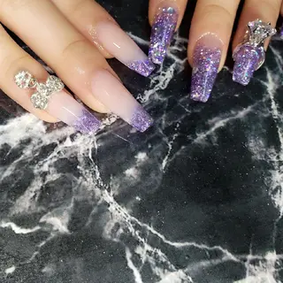 セミロング ネイル クロキ 。のネイルデザイン