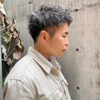 カラー メンズ REDEAL所属・上村 光希のヘアスタイル