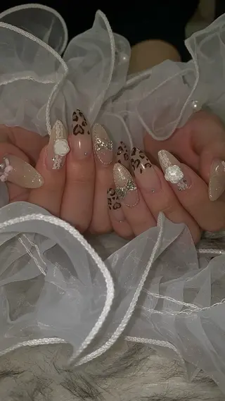 ネイル Roi〈ロワ〉 Reikaのネイルデザイン