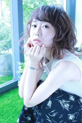 ミディアム 韓国風レイヤーカット 🇰🇷❕モカのヘアスタイル