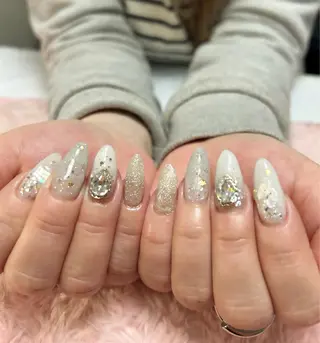 ネイル GＬA D所属・ＧＬAD グラットのネイルデザイン