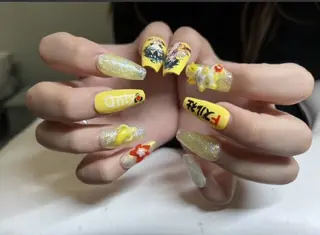 ネイル Re:JUvia 　JUMIのネイルデザイン