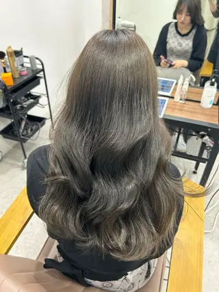 ロング OMOCHA所属・土田 愛友のヘアスタイル