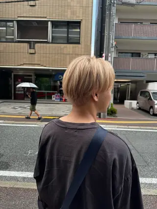 ショート カラー メンズ FAVOR警固店所属・古賀 相己のヘアスタイル