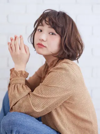 ミディアム パーマ THE DAY所属・AKI HASHIMOTOのヘアスタイル