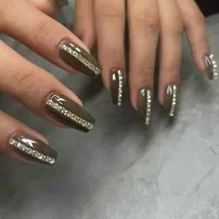 ミディアム ネイル Statice所属・YUNA FUKUDAのネイルデザイン