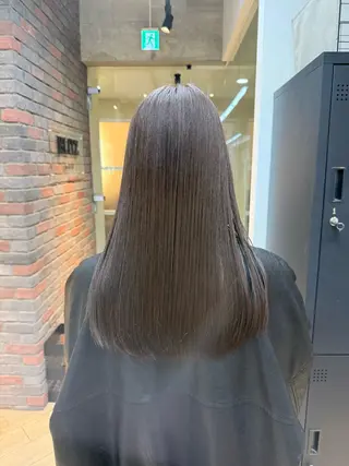 セミロング カラー 栗原 莉玖のヘアスタイル