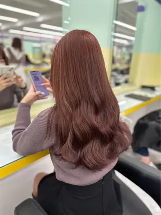 ロング カラー 韓国風艶髪🎀 暖色カラー🤍のヘアスタイル