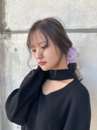 ロング カラー ヘアアレンジ 梅山 美侑のヘアスタイル