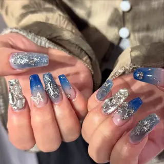 ロング 小川 柚香のネイルデザイン